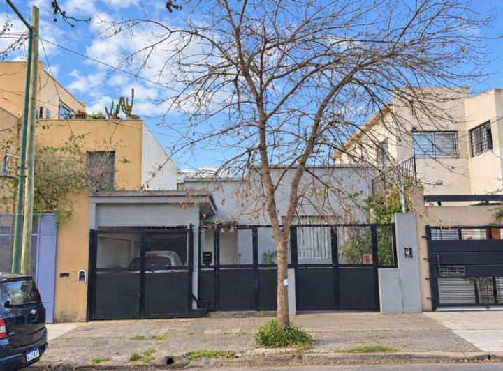 Casa · 110m² · 3 Ambientes · 1 Cochera