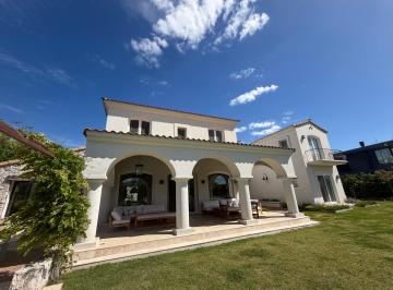 Casa de 7 ambientes, Pilar · Alquiler Temporario - 4 Dorm. con Pileta - Estancias del Pilar Golf (Diciembre, Enero y Febrero)