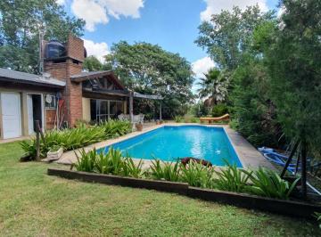 Casa de 5 ambientes, Roldán · Casa de 796 m² con 2 Dorm. en Venta en Santa Teresa