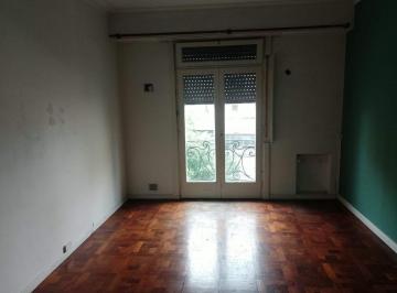Departamento de 2 ambientes, Parque Patricios · Departamento de 2 Ambientes. Frente a Parque Ameghino.