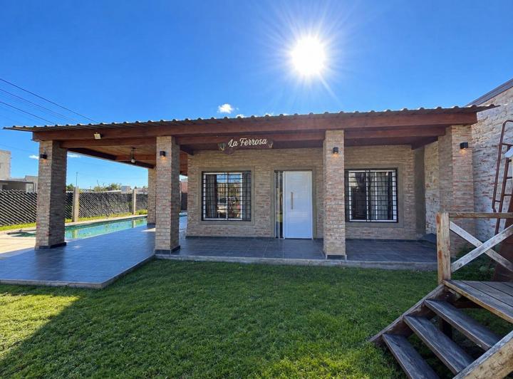 Casa · 77m² · 4 Ambientes