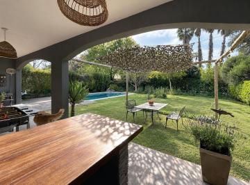 Casa · 285m² · 5 Ambientes · 2 Cocheras · Casa 5 Amb en Benavidez | B° Privado de 10 Casas | Pileta