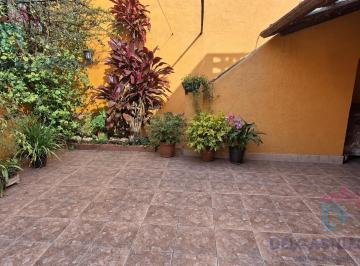 PH · 206m² · 2 Ambientes · PH 2 Amb con Patio, Quincho y Terraza – Virreyes