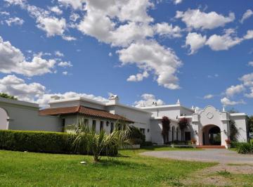 Terreno · 11090m² · Venta Lote de 1 Ha con Escritura La Macarena
