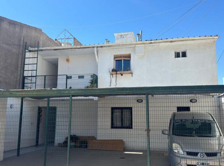 PH · 200m² · 4 Ambientes · 1 Cochera