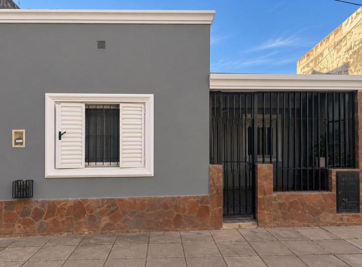 Casa · 131m² · 4 Ambientes · 3 Cocheras