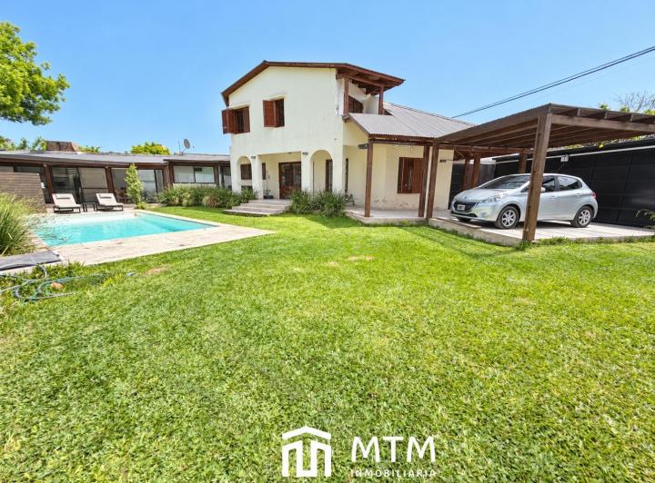 Casa · 281m² · 3 Dormitorios · 2 Cocheras