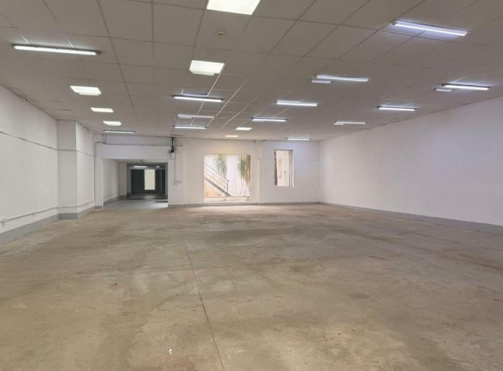 Local comercial · 500m²