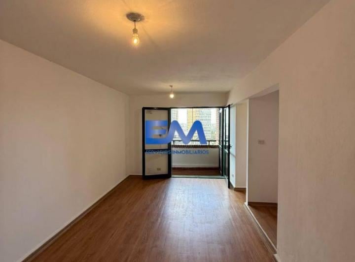 Departamento · 80m² · 6 Ambientes
