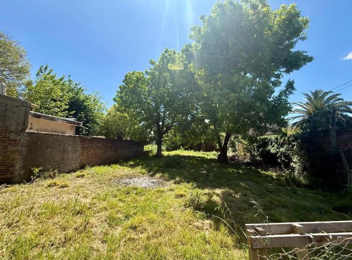 Terreno · 586m²