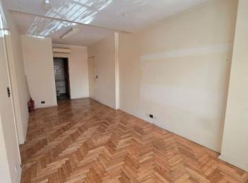 Departamento de 2 ambientes, Caballito · Alquiler 2 Ambientes Apto Profesional Caballito – Ideal Consultorios Estética