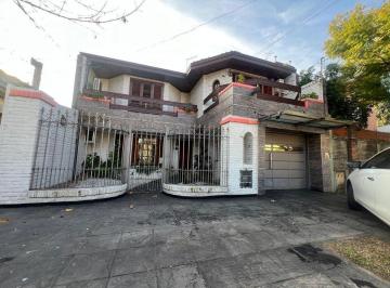 Casa · 336ha · 7 Ambientes · 2 Cocheras · Casa en Venta 7 Ambientes Apto Credito