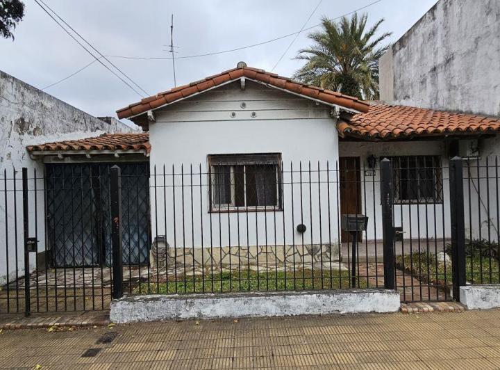 Casa · 172m² · 5 Ambientes · 2 Cocheras