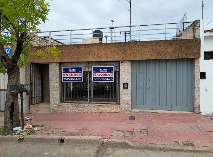 Casa · 140m² · 5 Ambientes