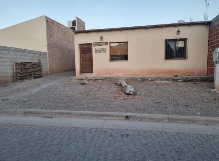 Casa · 320m² · 5 Ambientes