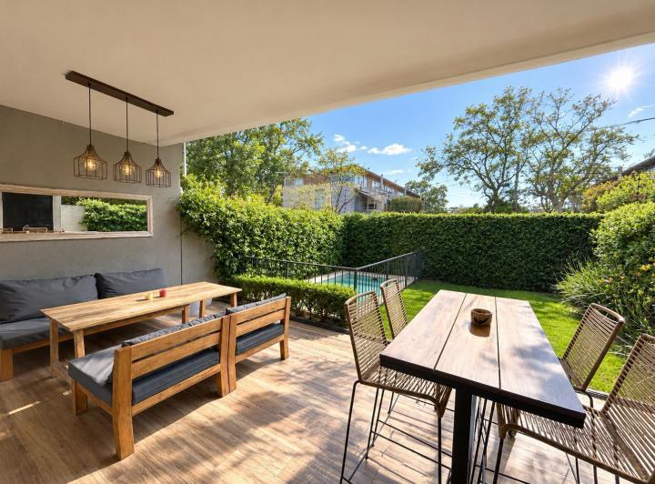 Casa · 166m² · 5 Ambientes · 2 Cocheras