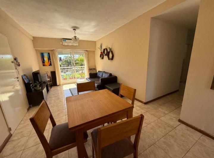 Departamento · 79m² · 4 Ambientes · 1 Cochera