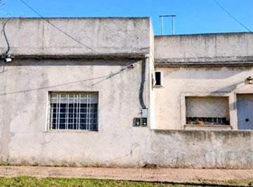 Casa de 6 ambientes, La Matanza · Casa Multifamiliar! Oportunidad!