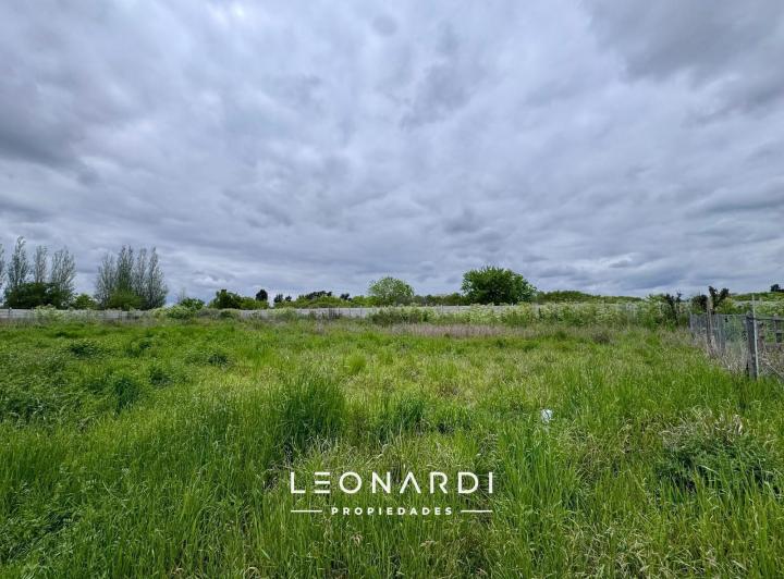 Terreno · 5044m²