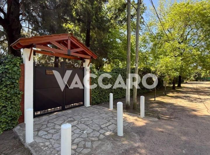 Casa · 389m² · 4 Ambientes