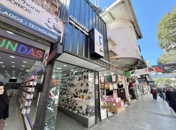 Local comercial · 225m² · 5 Ambientes · Local Comercial en Venta de 225 m² en Quilmes Centro Sobre Peatonal Rivadavia