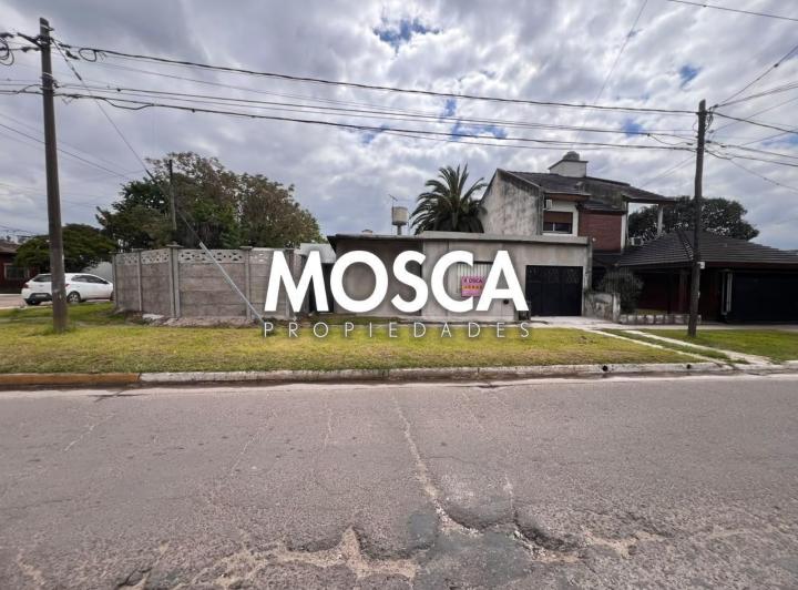 Casa · 69m² · 3 Ambientes · 1 Cochera