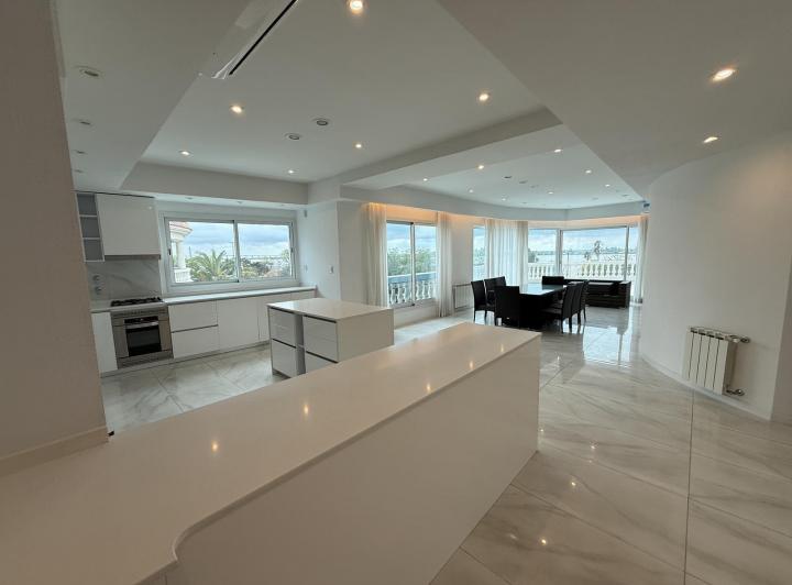 Departamento · 150m² · 3 Ambientes · 2 Cocheras