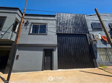 Bodega-Galpón · 360m² · Galpón en Alquiler Sobre Av San Martín (Lcf A203)