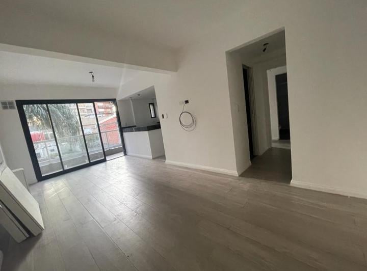 Departamento · 50m² · 2 Ambientes · 1 Cochera