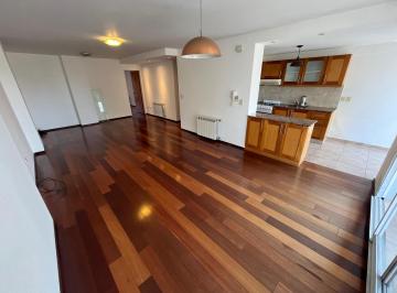 Departamento · 110m² · 5 Ambientes · 2 Cocheras · Departamento Dos Dorm. Al Frente con Balcón y Dos Cocheras - Oroño 500