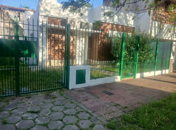 Casa · 72m² · 3 Ambientes · 1 Cochera