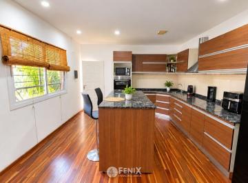 Casa · 165m² · 4 Ambientes · Casa en Venta de 3 Dorm. - Barrio Alta Gracia - Dos Plantas, Piscina (Cf1425)