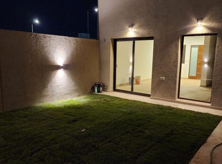 Casa · 156m² · 3 Dormitorios · 2 Cocheras