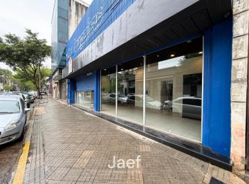 Local comercial de 8 ambientes, Rosario · Local Comercial con Gran Vidriera a La Calle en Pichincha