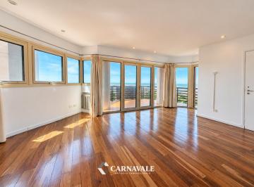 Departamento · 152m² · 4 Ambientes · 2 Cocheras · Piso 4 Ambientes Frente Al Golf de Playa Grande