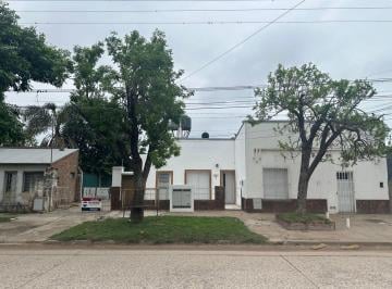 Casa · 590m² · 8 Ambientes · 6 Cocheras · Venta Complejo - Renta Inmediata
