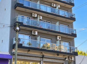 Departamento de 2 ambientes, Tres de Febrero · Departamento Al Frente con Excente Ubicacion