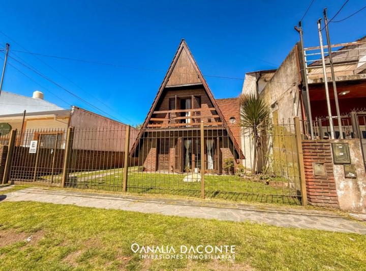 Casa · 140m² · 5 Ambientes