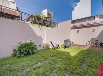 PH · 120m² · 4 Ambientes · Venta PH 4 Ambientes con Jardín, Parrilla y Terraza Propia – Villa Pueyrredón