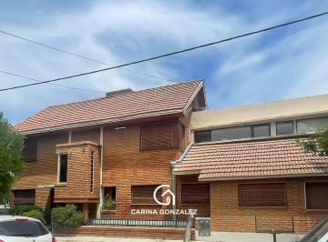 Oficina comercial · 260m² · Alquiler Oficinas (10 Privados) /consultorios - Zona Centro - Gral Roca - Rio Negro