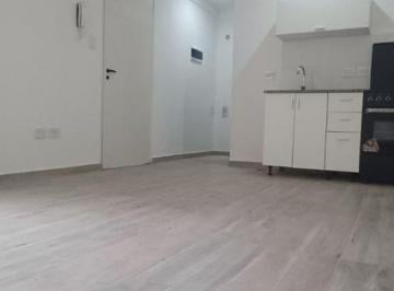 Departamento de 1 ambiente, Lomas de Zamora · Monoambiente C/patio
