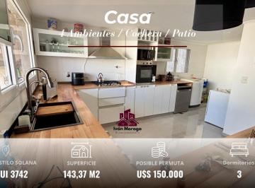 Casa · 143m² · 3 Dormitorios · 1 Cochera · Casa 4 Ambientes - Cochera - Patio - B° Estilo Solana - Pto Madryn