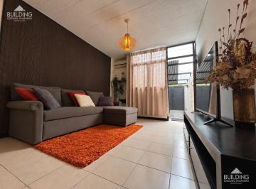 Casa · 86m² · 5 Ambientes · 1 Cochera · Duplex en Venta - Tres Dorm. - Escritorio - Patio - Cochera