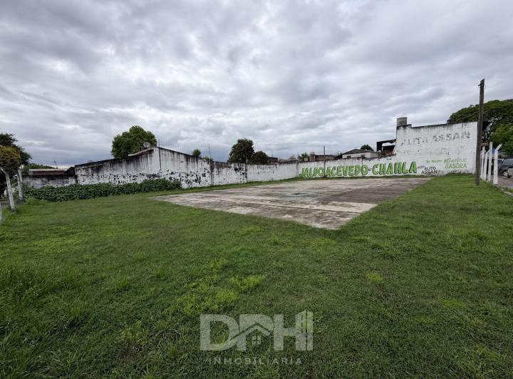 Terreno · 805m²