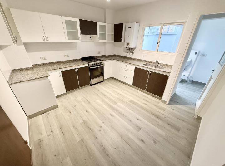 Departamento · 70m² · 4 Ambientes · 1 Cochera