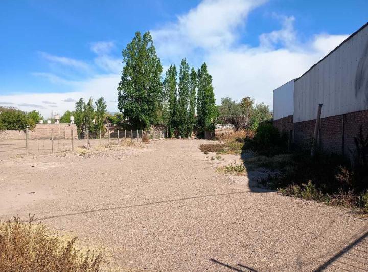 Terreno · 1318m²