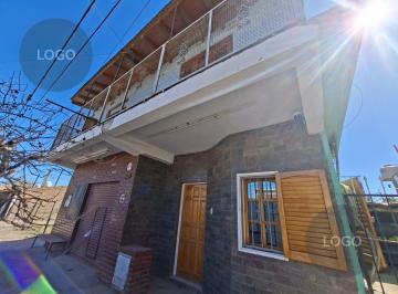 Edificio · 180m² · 2 Cocheras · En Venta | Local Comercial + Duplex | Barrio Don Antonio | Plottier