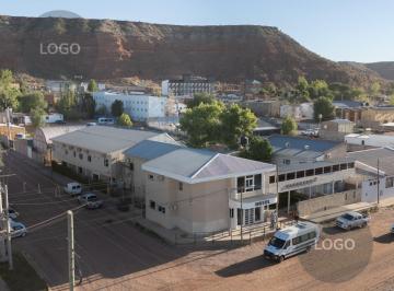 Hotel · 1369m² · 40 Ambientes · 10 Cocheras · En Venta | Hotel Corporativo de 1.449 m² Sobre Ruta 7 con 37 Habitaciones y Contratos Petroleros | a