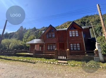 Casa · 120m² · 4 Ambientes · En Venta | Cabaña de 3 Dorm. | Amoblada | Lago Puelo | Chubut