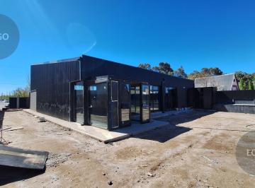 Local comercial · 1200m² · 3 Ambientes · 10 Cocheras · En Alquiler | Local Comercial de 420 m² | Frente a Ruta 7 | Centenario